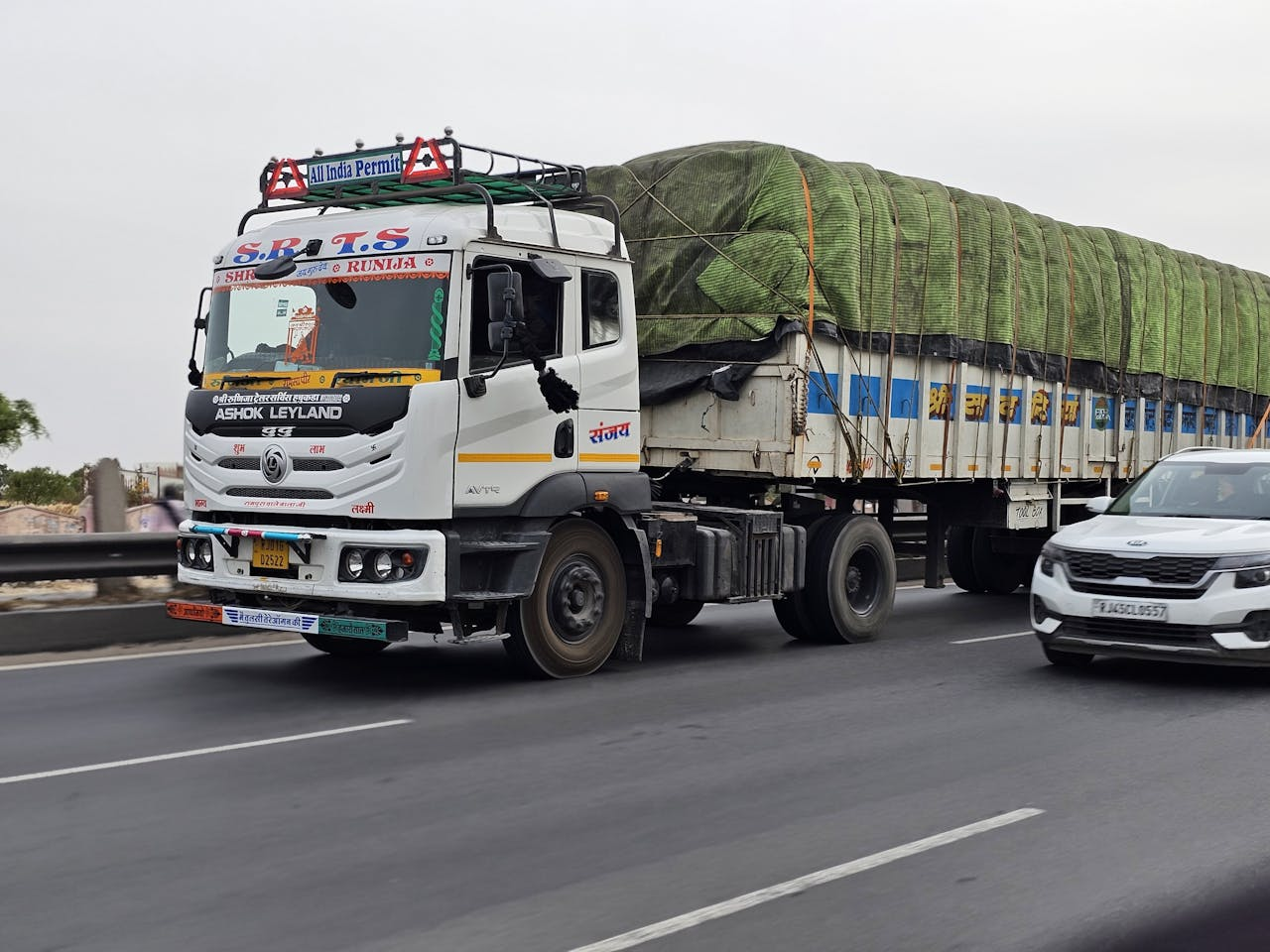 T&T SHIPPING – T&T SHIPPING